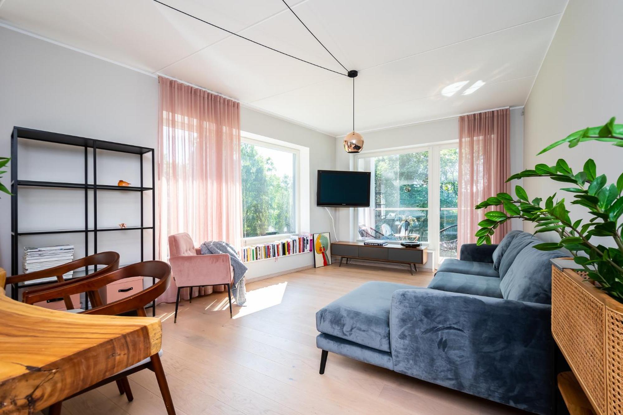 Fabulous Location Apartments Deluxe تالين الغرفة الصورة